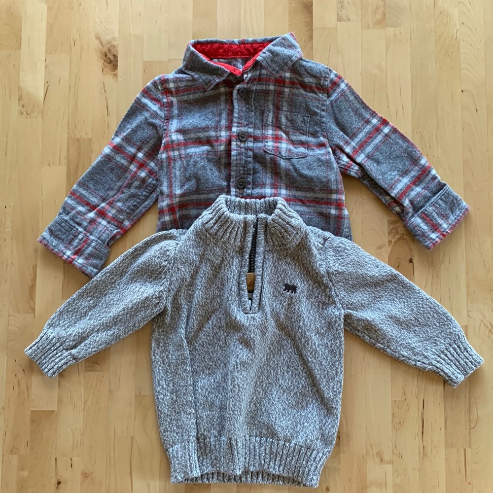 Bundle 2 sweaters - 12M